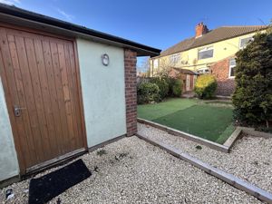 Photo 11- click for photo gallery